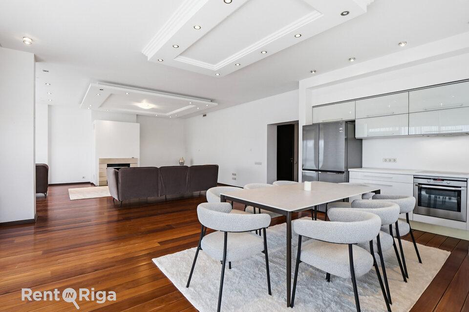 4-room apartment for rent — Riga, Centrs, Pulkveža Brieža iela 21 — photo 11