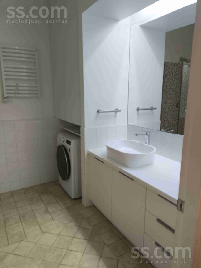 4-room apartment for rent — Rīga, centrs, Kalpaka bulv. 9 — photo 13