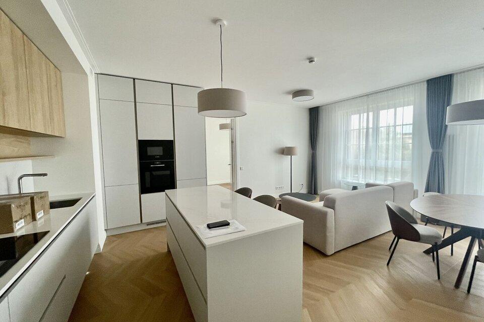 3-room apartment for rent — Riga, Centrs, Strēlnieku iela 4C — photo 1