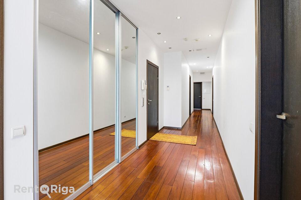 4-room apartment for rent — Riga, Centrs, Pulkveža Brieža iela 21 — photo 13