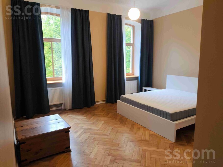 4-room apartment for rent — Rīga, centrs, Kalpaka bulv. 9 — photo 2