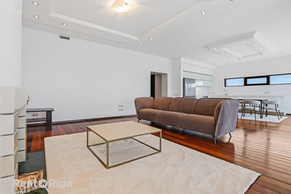 4-room apartment for rent — Riga, Centrs, Pulkveža Brieža iela 21 — photo 9