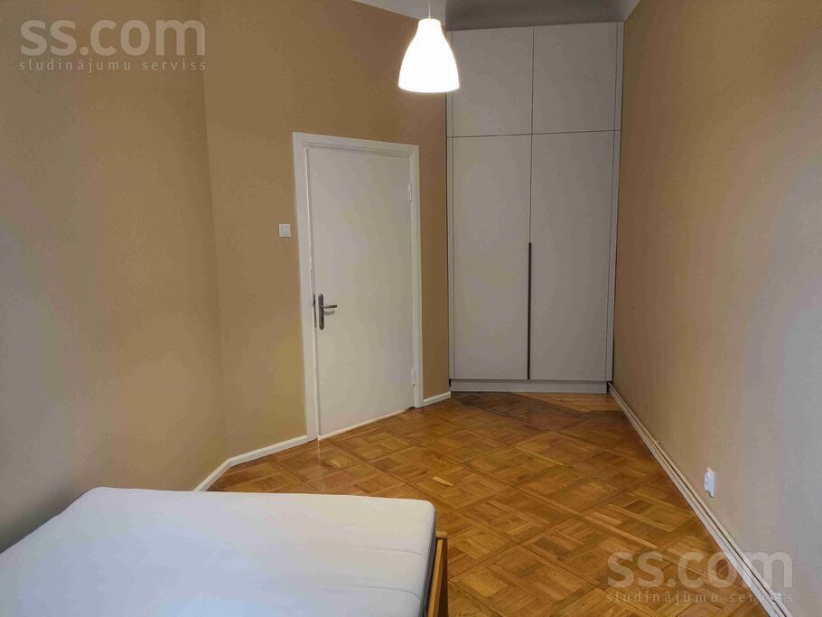 4-room apartment for rent — Rīga, centrs, Kalpaka bulv. 9 — photo 9