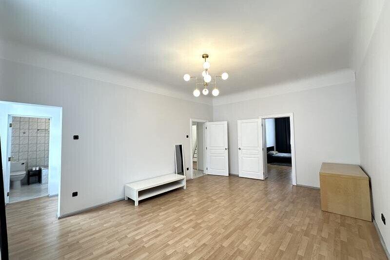 4-room apartment for rent — Riga, Centrs, Skolas iela 12 — photo 8