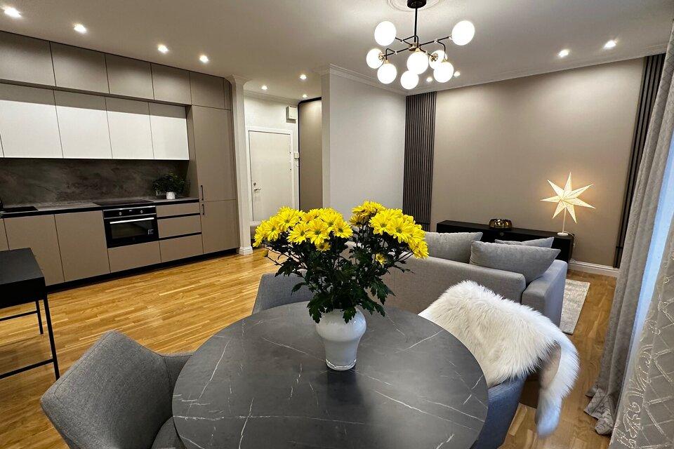 2-room apartment for rent — Riga, Centrs, Rūpniecības iela 9 — photo 1