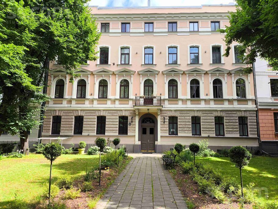 4-room apartment for rent — Rīga, centrs, Kalpaka bulv. 9 — photo 16