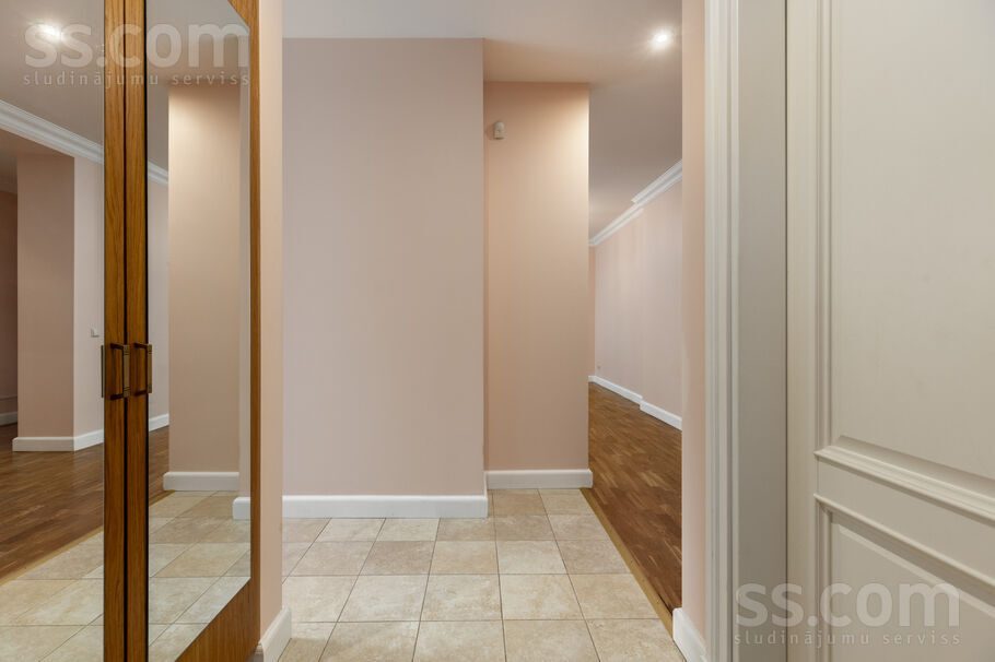 3-room apartment for rent — Riga, Centrs, Vīlandes 14 — photo 2