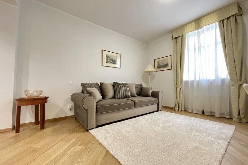 3-room apartment for rent — Riga, Centrs, Pulkveža Brieža iela 13 — photo 1