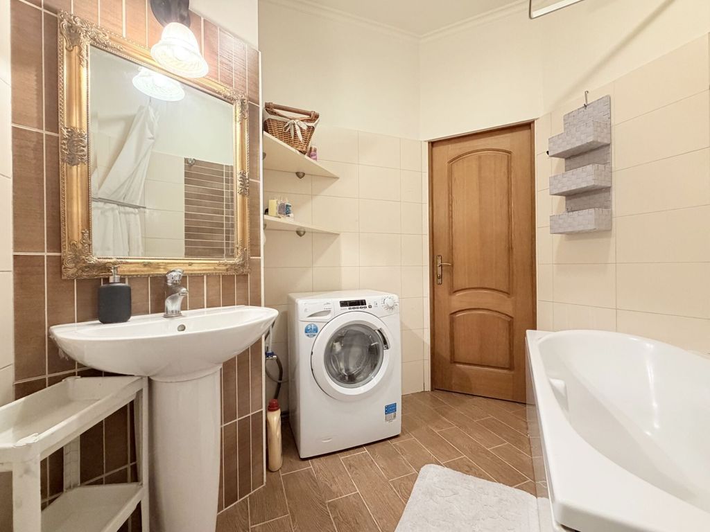 2-room apartment for rent — Rīga, Centrs, Tērbatas iela 38 — photo 11