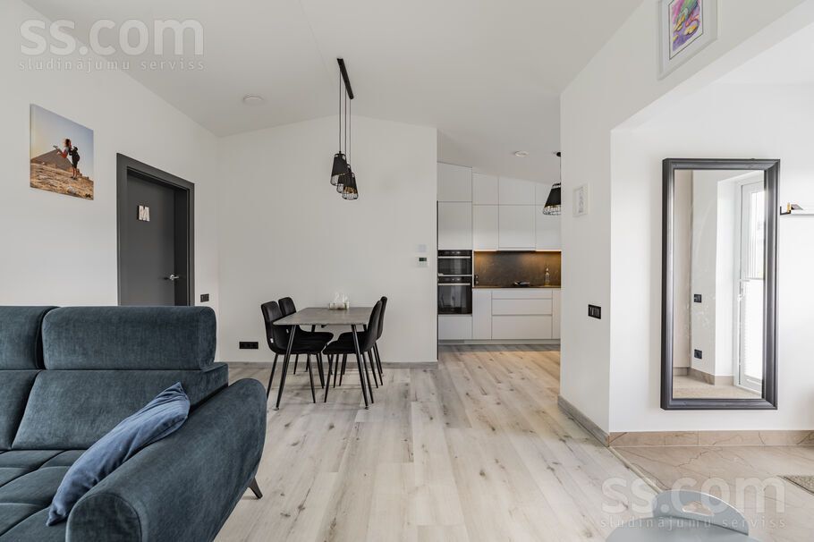4-room apartment for rent, Rīga, Dreiliņi, Ulbrokas 1, photo 1