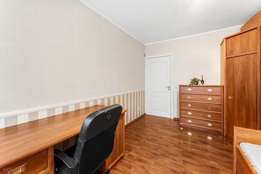 4-room apartment for sale — Šiauliai, Lieporiai, V. Grinkevičiaus g. — photo 3