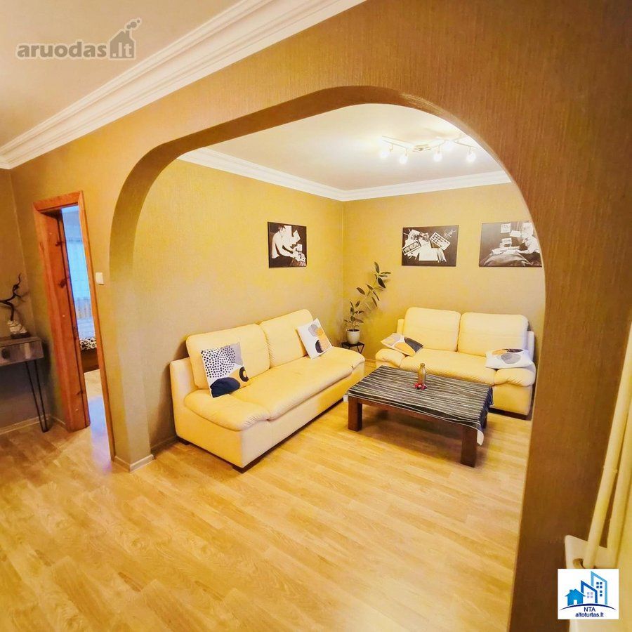Šiauliai, Dainiai, Gegužių g., 4 kambarių butas — photo 1