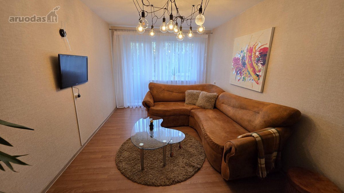 2-room apartment for rent — Šiauliai, Centras, S. Šalkauskio g. — photo 3