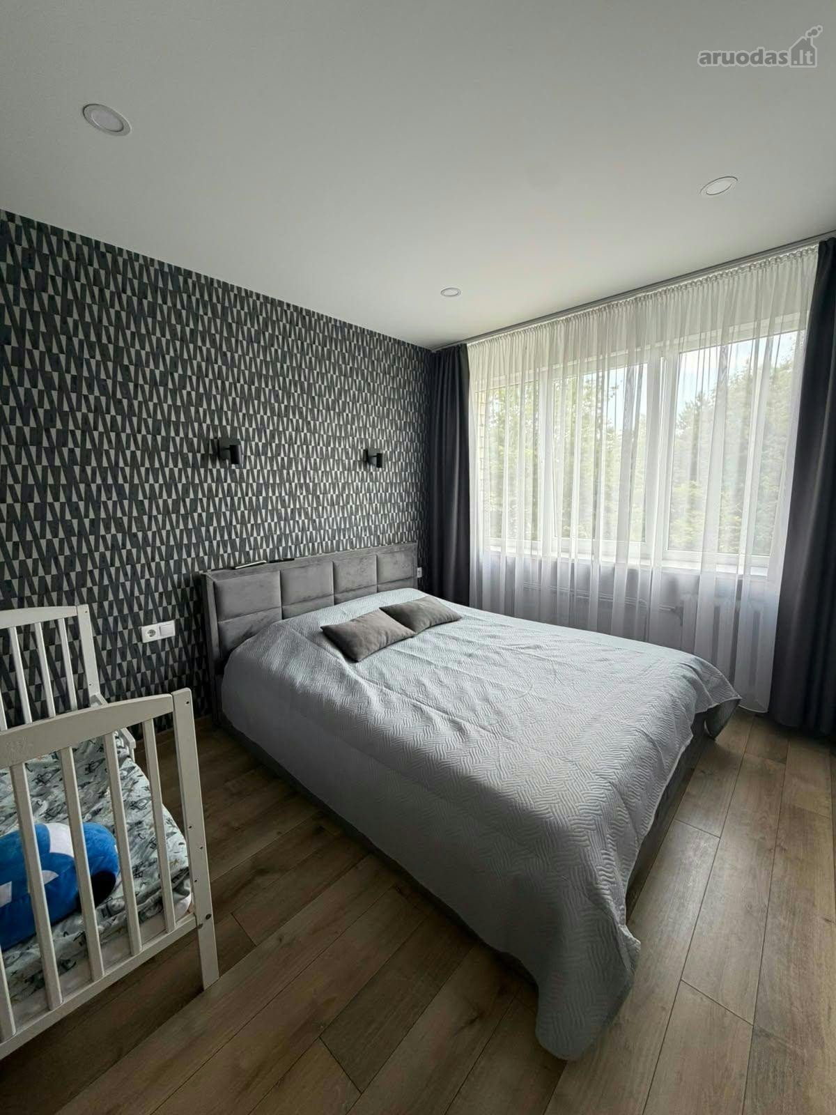 2-room apartment for rent — Šiauliai, Gubernija, Spindulio g. — photo 2