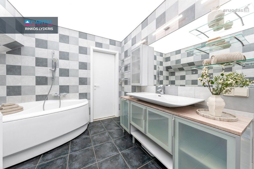 4-room apartment for sale — Vilnius, Senamiestis, Dominikonų g. — photo 25