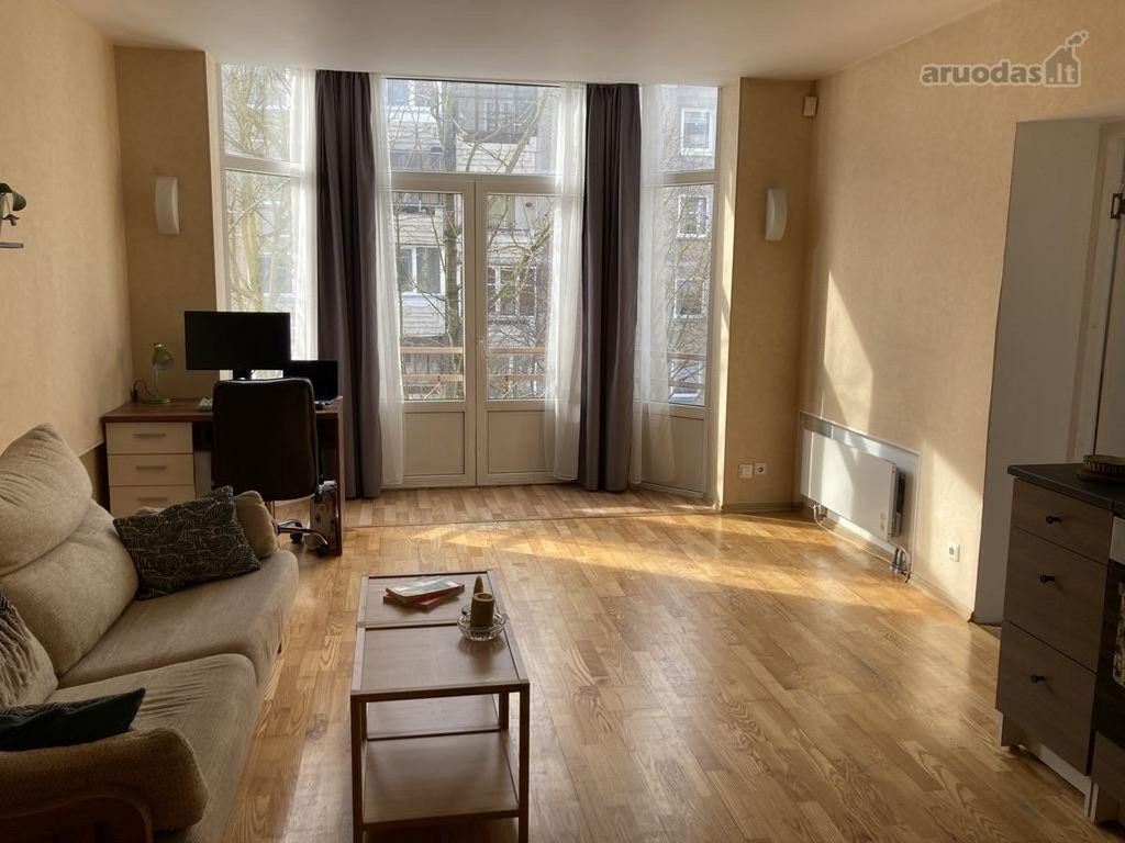 Vilnius, Pašilaičiai, Laisvės pr., 2 kambarių buto dalis — photo 9