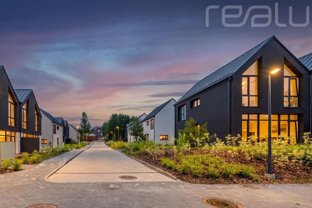 4-room house for sale, Vilnius, Pavilnys, Žemoji g., photo 1