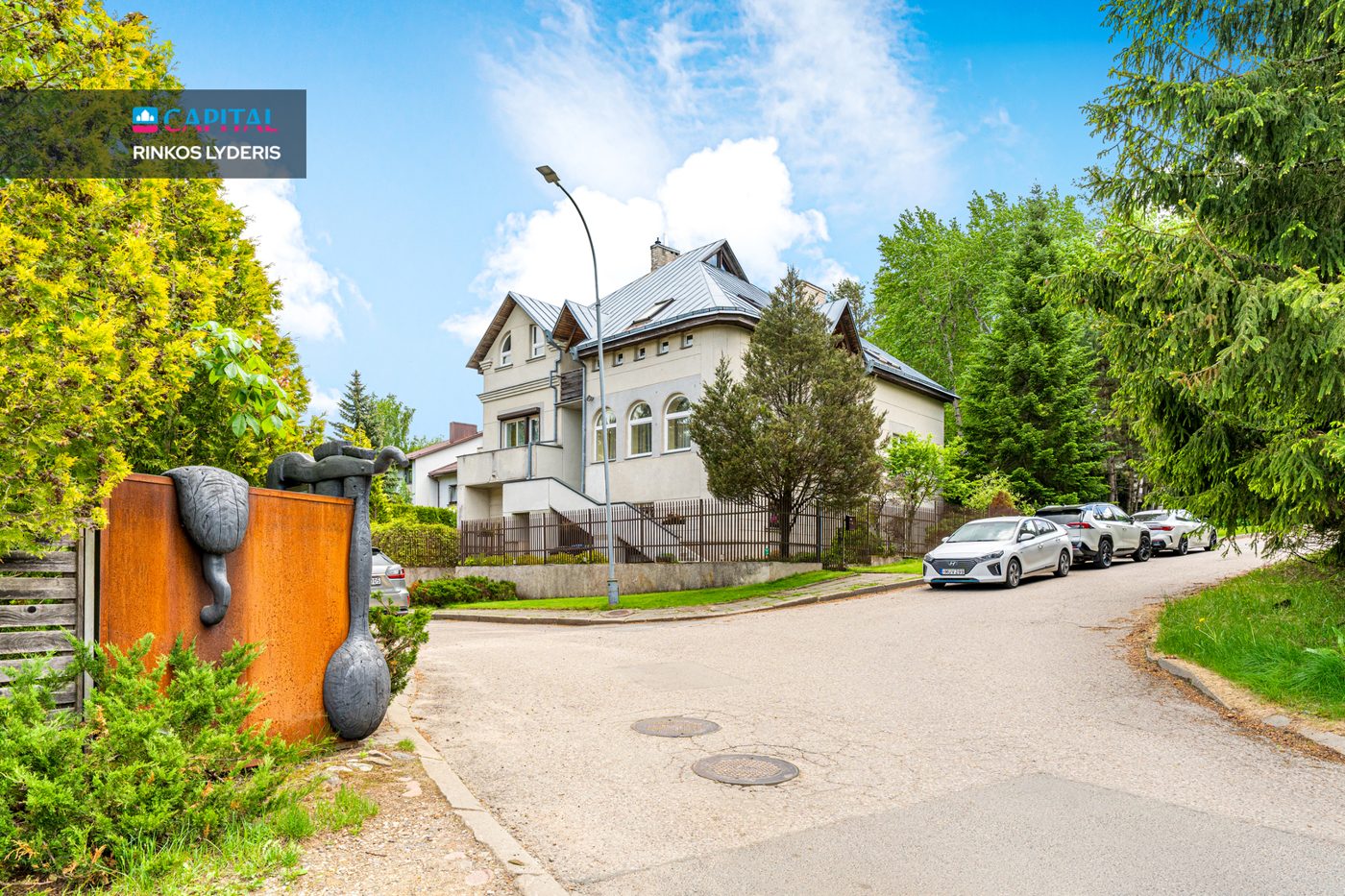 Parduodamas namas Žirgo g. 62, Antakalnyje, Vilniuje, 504.30 kv.m ploto, 3 aukštai — photo 1