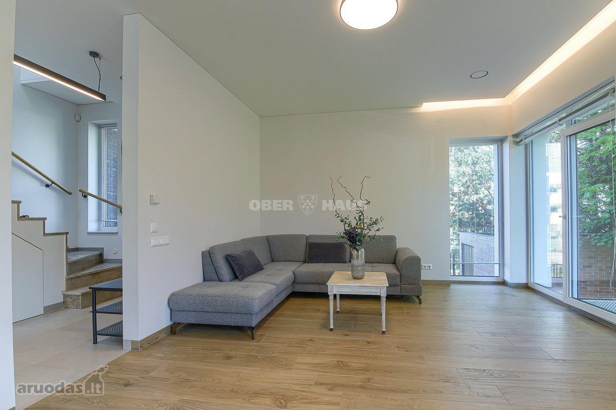 House for rent — Vilnius, Lazdynėliai, Lazdynėlių g. — photo 2